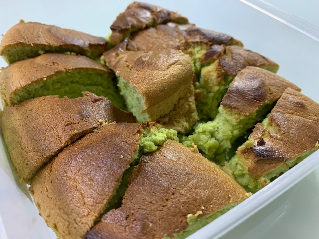 Delicious Pandan Santan Sponge Cake